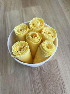 Sunflower rolling ice cream