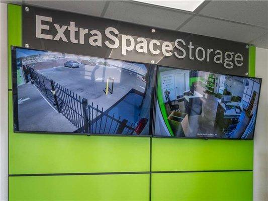 Security Screens - Extra Space Storage at 1524 Inca Rd NE, Rio Rancho, NM 87144