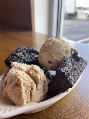 Vegan Almond Caramel swirl ice cream with gf organic black bean brownie. I enjoyed the ice cream but not the brownie.