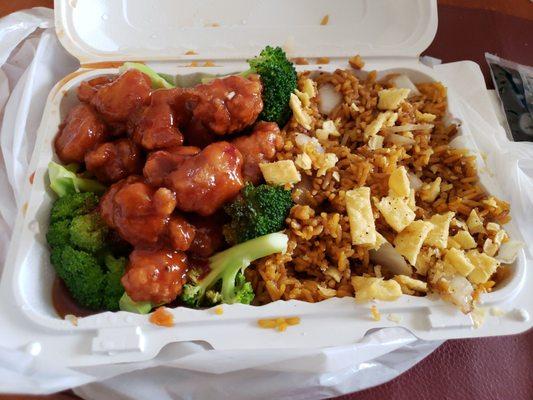 General Tso's chicken with fried rice