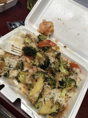 Horrendous meal. Never buying from them again. Shrimp with Broccoli and garlic sauce eh