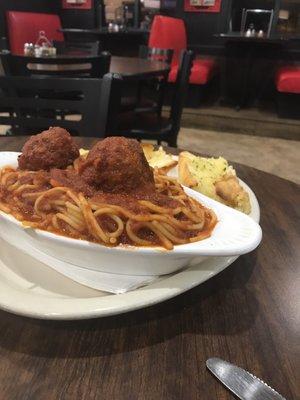 Spaghetti and meatballs.