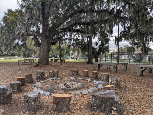 Live Oaks Park, Port Royal