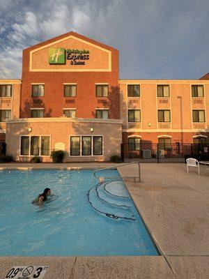 Holiday Inn Express & Suites Willcox