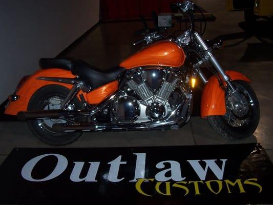 Outlaw Customs