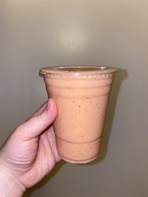 Strawberry Peach Vanilla Yogurt Apple Juice Smoothie -- honestly best most freshest fruit smoothie ever! Yum!