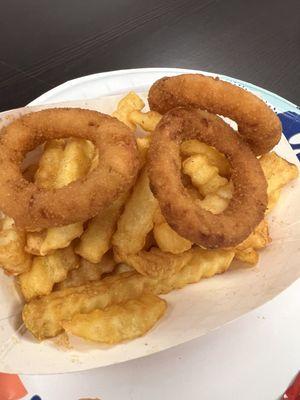 Half onion rings and half fries