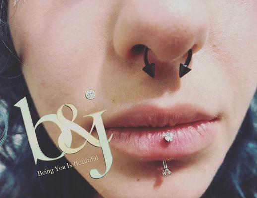 Vertical labret piercing! Book online for $5 off your next piercing #piercingshop #piercings #downtownsanluispiercings