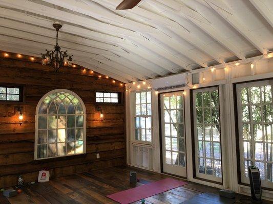 Yoga barn