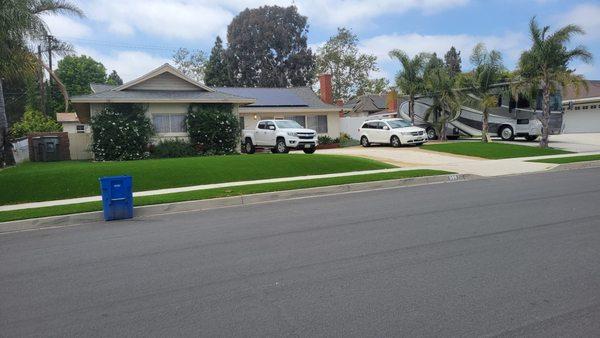 Do you guys see the recycle bin in front of the house?