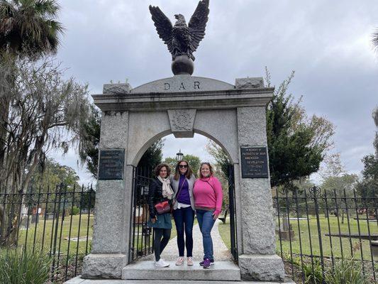 Colonial Cemetery