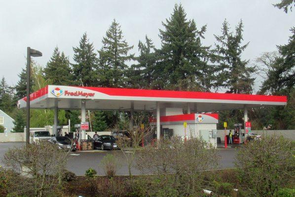 The most beautiful gasoline station in Portland!