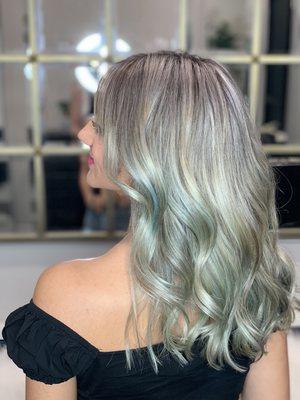 Silver Mint Green Color Melt