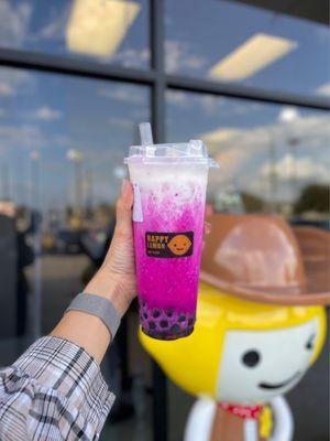 ig: @whatsviveating  |  fresh dragon fruit lychee juice with salted cheese and boba