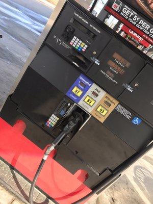 gas pump with two swipers?