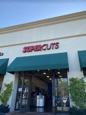 Maryam and Supercuts score a five-star review