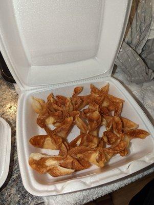 Cream cheese wontons