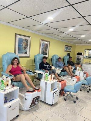 Party pedicure time.i hope you guys enjoyed thank you alls .