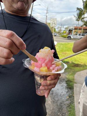 A special. Loved the mochi and popping boba.