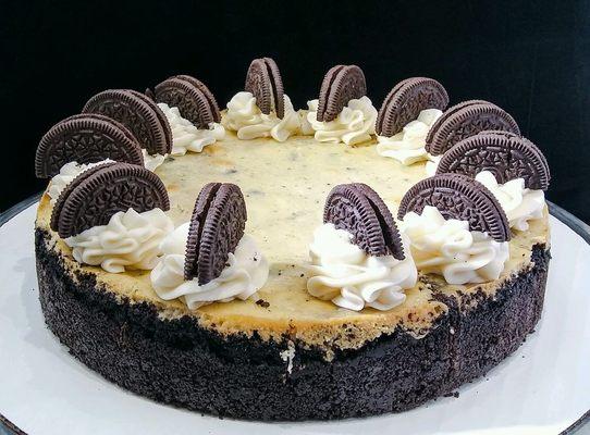 Cookies and cream cheesecake