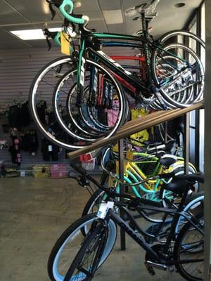 Now on sale, close out BH men's and women's road bikes!