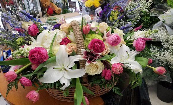 Lapeoni Flowers and Events