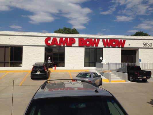 Camp Bow Wow Lincoln Dog Boarding and Dog Daycare