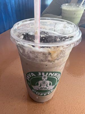 Oreo cookie latte