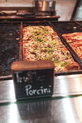 Truffle Porcini Pizza