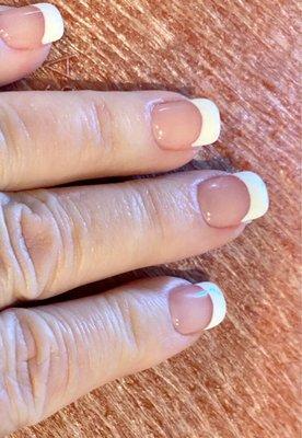 French Manicure! Looks so nice thanks Ann!