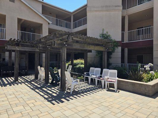 Courtyard Seating