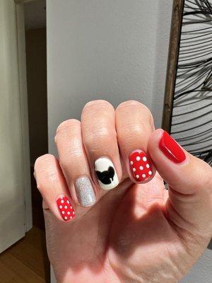 Disney manicure!