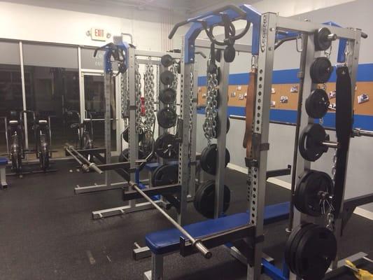 Everyone gets a rack so it's like personal training. No sharing random weights.