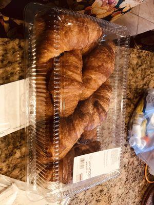 12 croissants - 5.99