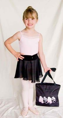 Need your young dancer outfitted for class? We've got all you need: leotards, tights, skirts, ballet slippers and a bag!