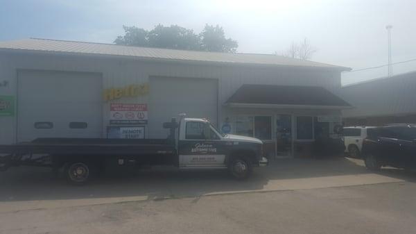 complete auto repair 23 hour towing  HERTZ RENT A CAR