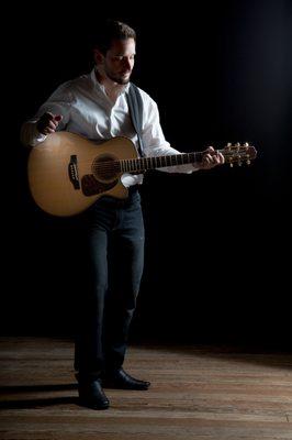 Acoustic Guitarist & Vocalist Marcus Cappellazzo