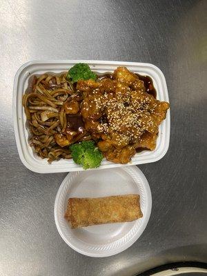 sesame chicken combo w lomein noodle