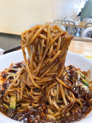 Jjajangmyeon