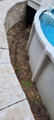 Above ground pool bonding for safety.