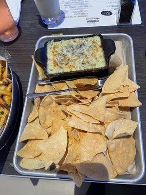 Artichoke Dip w/ Chips