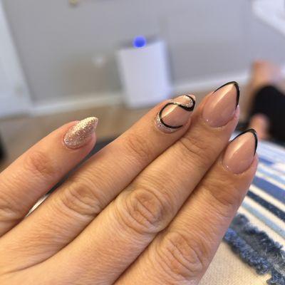 Dip nail manicure by Thu- if you like dip manicures go see her, she's wonderful