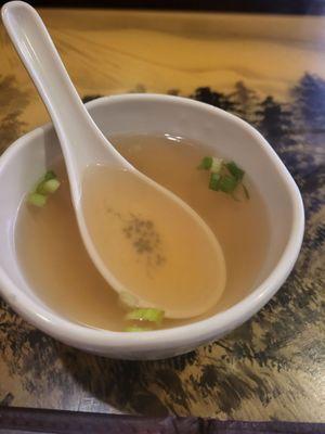 Clear soup with mushrooms and scallions~~~ I LOVE this soup