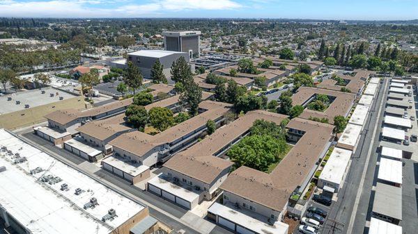 Welcome to Park Del Amo in Lakewood, CA