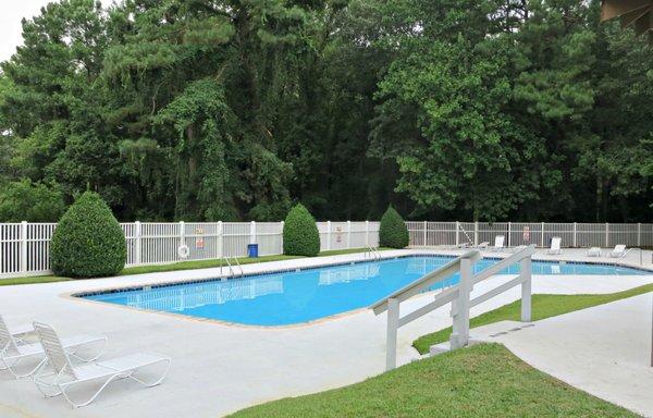 Resort style swimming pool at Willow Run Apartments in Fayetteville, NC