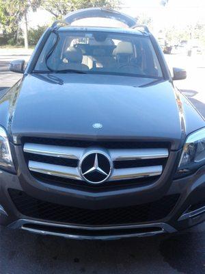 Mercedes we Install the Oem Glass In