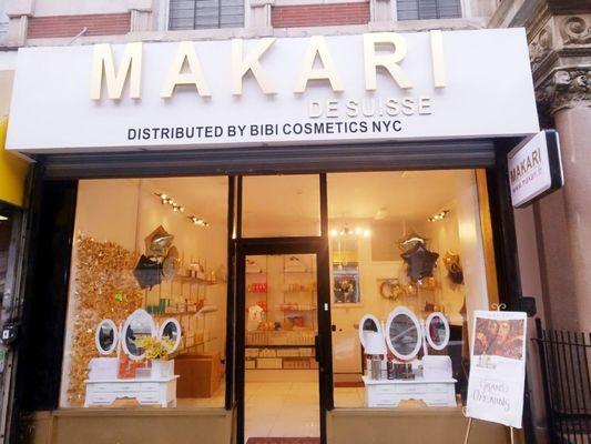 Makari Harlem Entrance