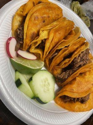 Birria 5 tacos de birria con consome