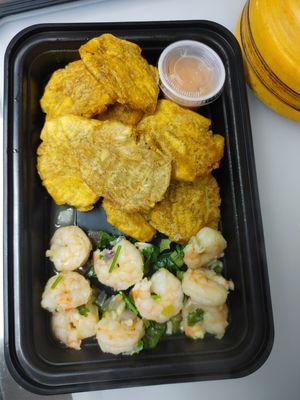 Shrimps and Tostones