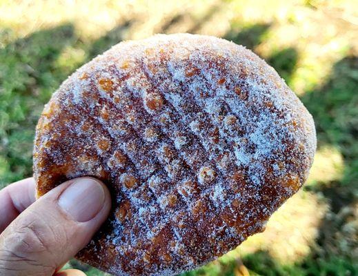 Da original Leonard's Malasada!